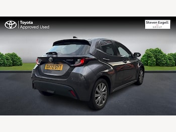 Used Toyota Yaris 2022 for sale - 76446595: Photo