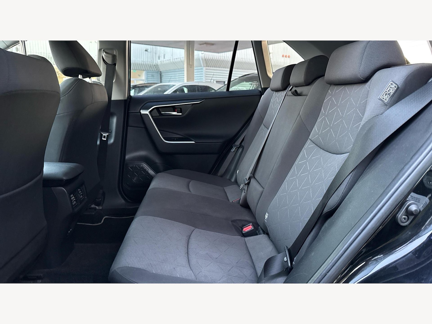 Used Toyota RAV4 2022 for sale - 76781998: Photo 15