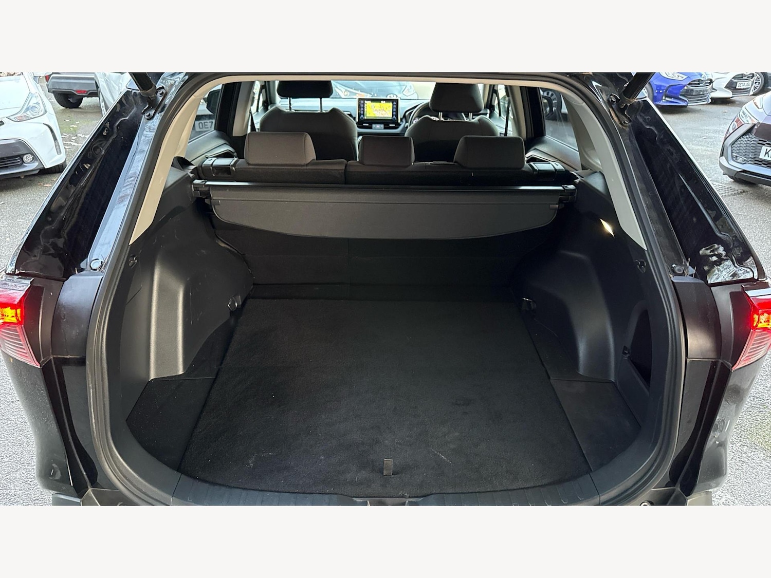 Used Toyota RAV4 2022 for sale - 76781998: Photo 16