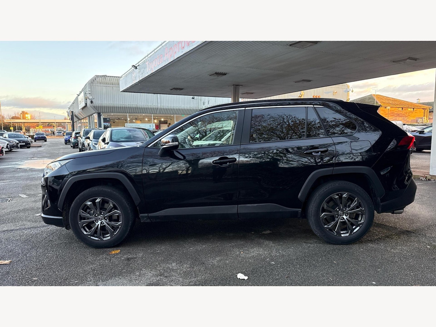 Used Toyota RAV4 2022 for sale - 76781998: Photo 19