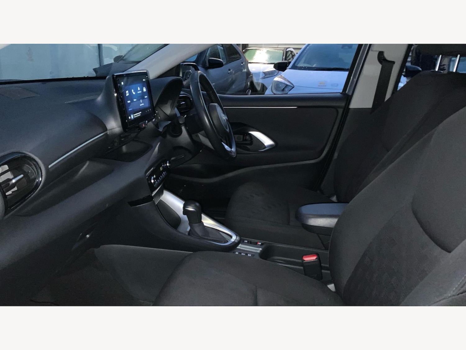 Used Toyota Yaris for sale - 77057324: Photo 12