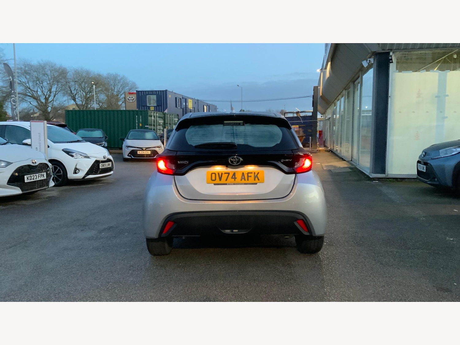 Used Toyota Yaris for sale - 77057324: Photo 21