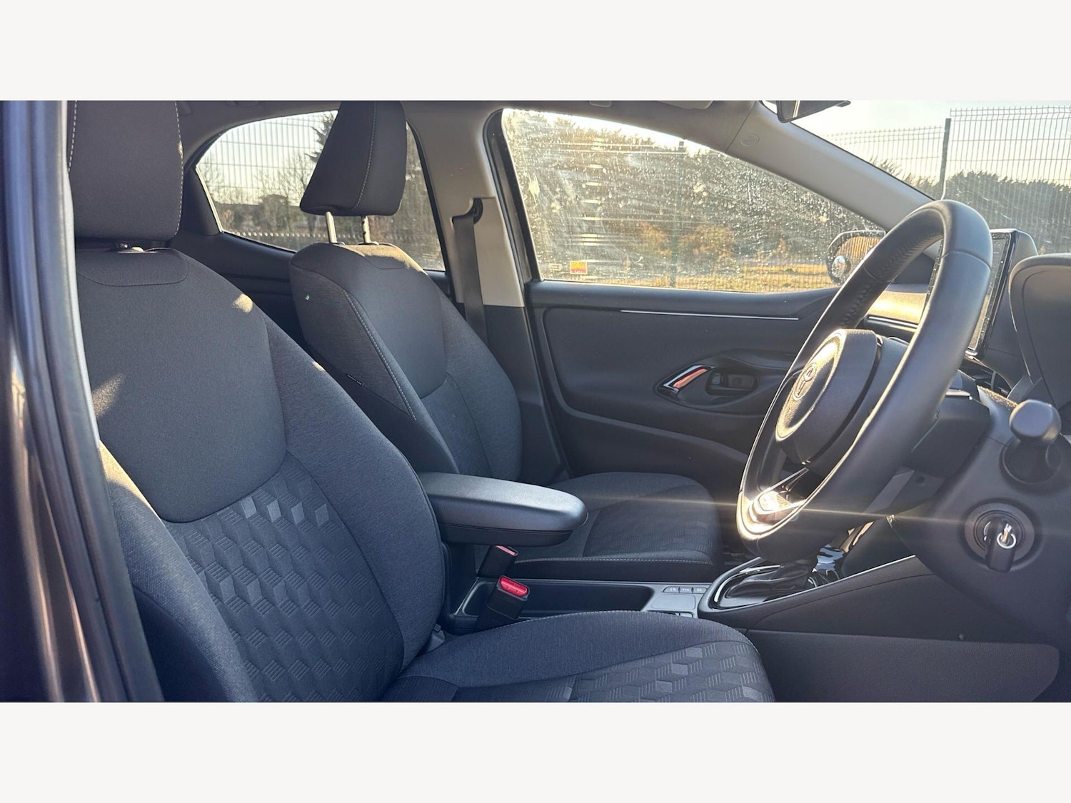 Used Toyota Yaris for sale - 77753754: Photo 13