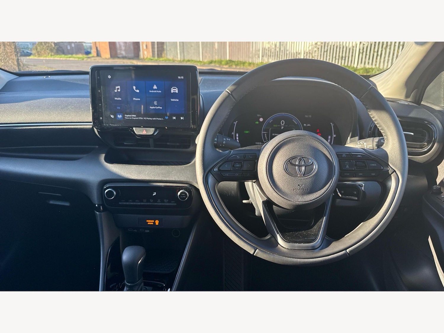 Used Toyota Yaris for sale - 77753754: Photo 8