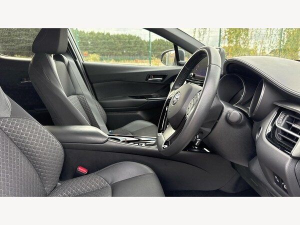 Used Toyota C-HR 2023 for sale - 76295374: Photo 13