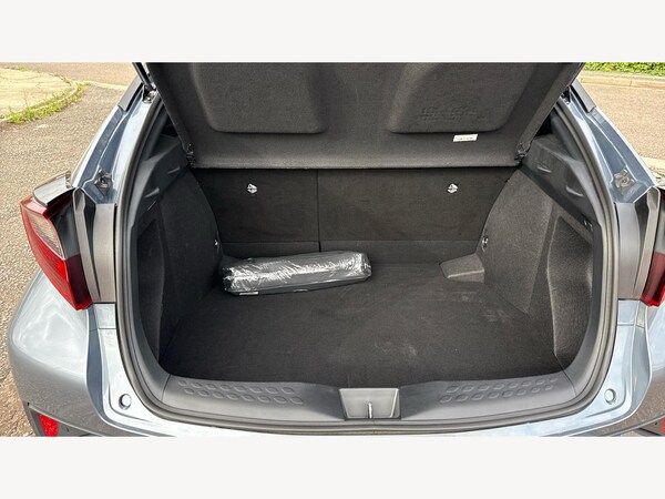 Used Toyota C-HR 2023 for sale - 76295374: Photo 16