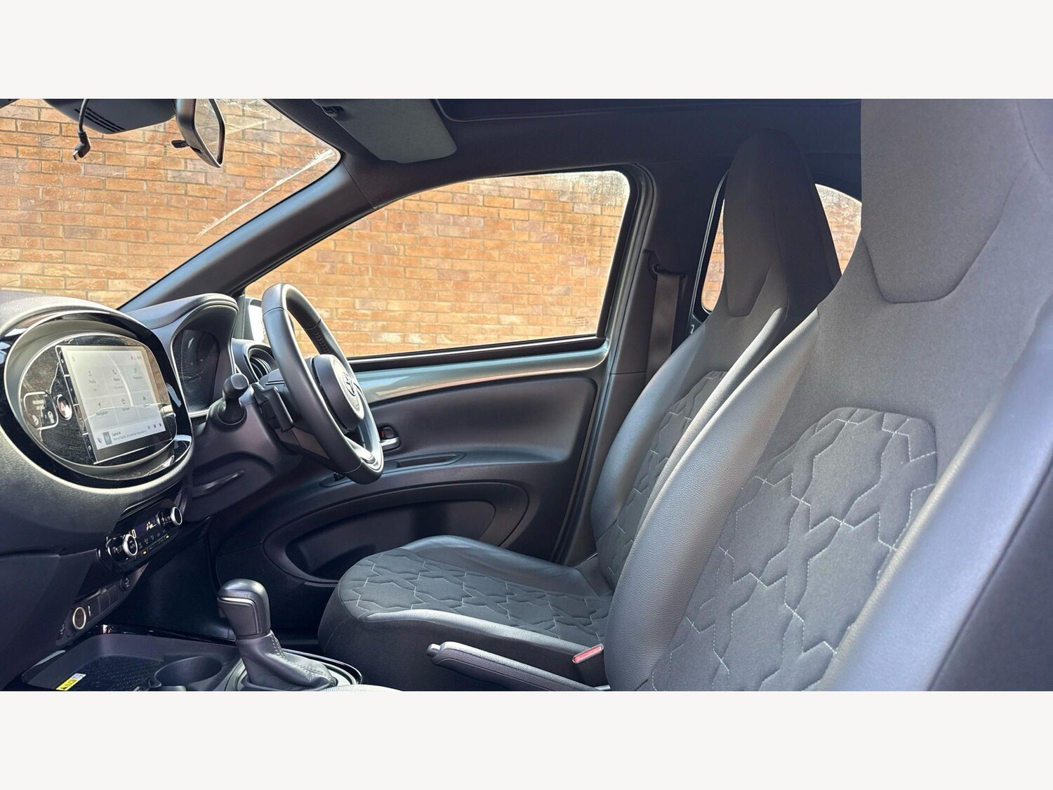 Used Toyota Aygo X 2022 for sale - 77573880: Photo 12