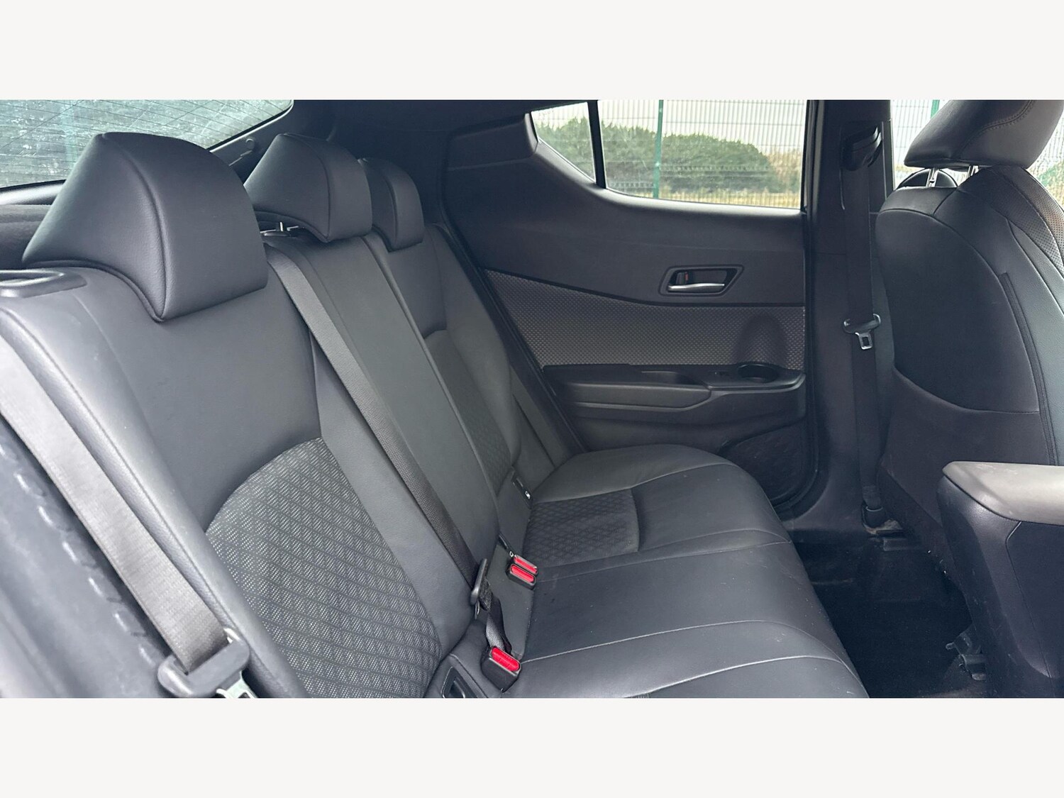 Used Toyota C-HR 2023 for sale - 77073846: Photo 14