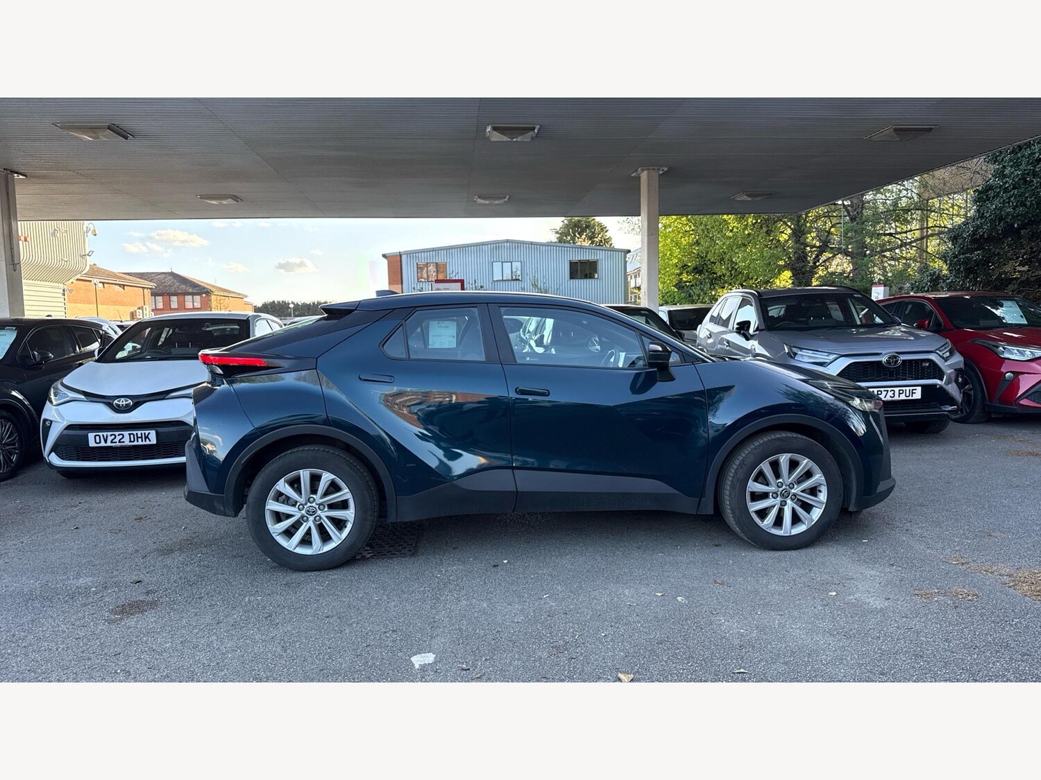 Used Toyota C-HR 2024 for sale - 76024711: Photo 18