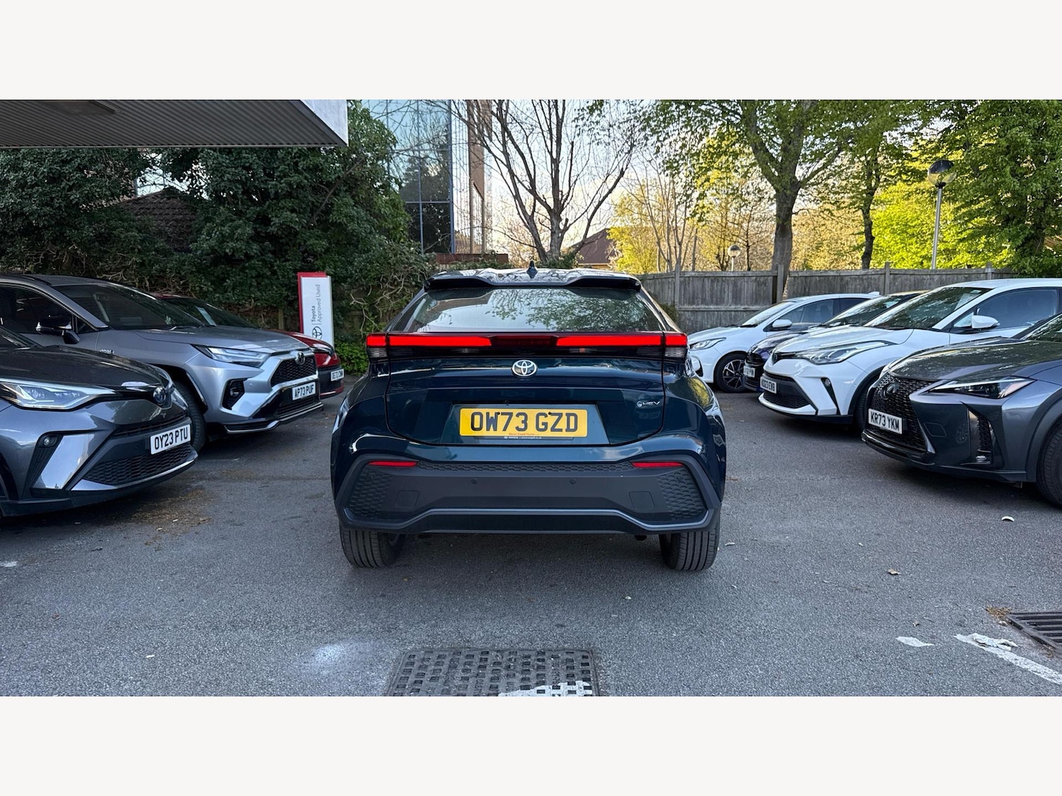 Used Toyota C-HR 2024 for sale - 76024711: Photo 21