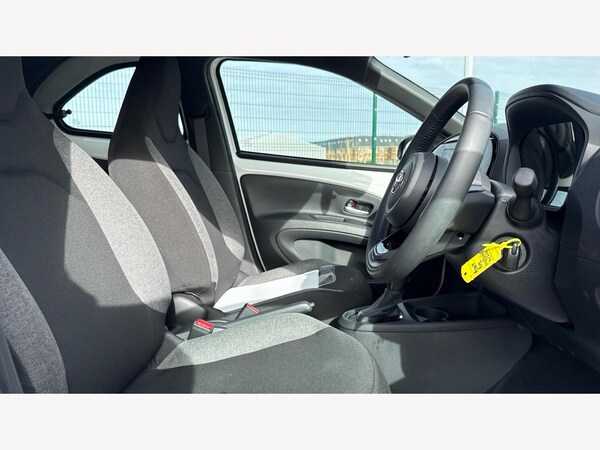 Used Toyota Aygo X 2024 for sale - 76326094: Photo 13