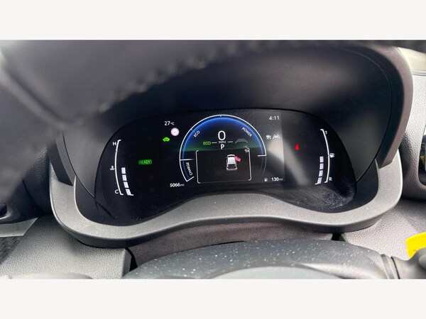 Used Toyota Yaris 2024 for sale - 75070520: Photo 11