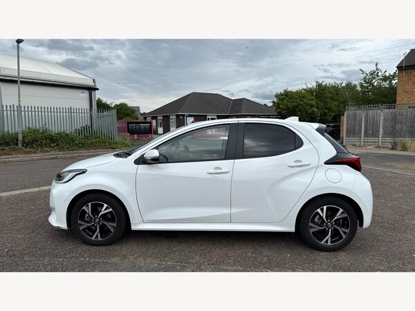 Used Toyota Yaris 2024 for sale - 75070520: Photo 19