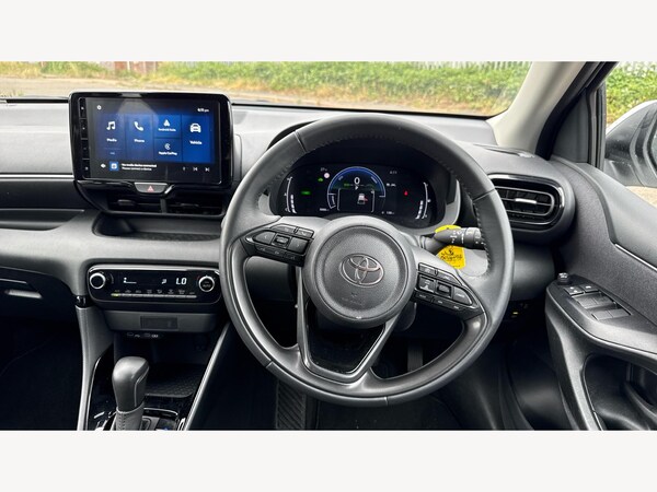 Used Toyota Yaris 2024 for sale - 75070520: Photo 8