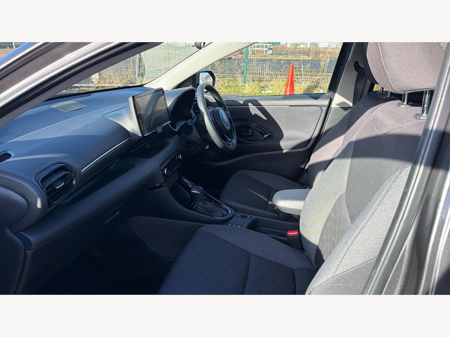 Used Toyota Yaris 2024 for sale - 77612771: Photo 12