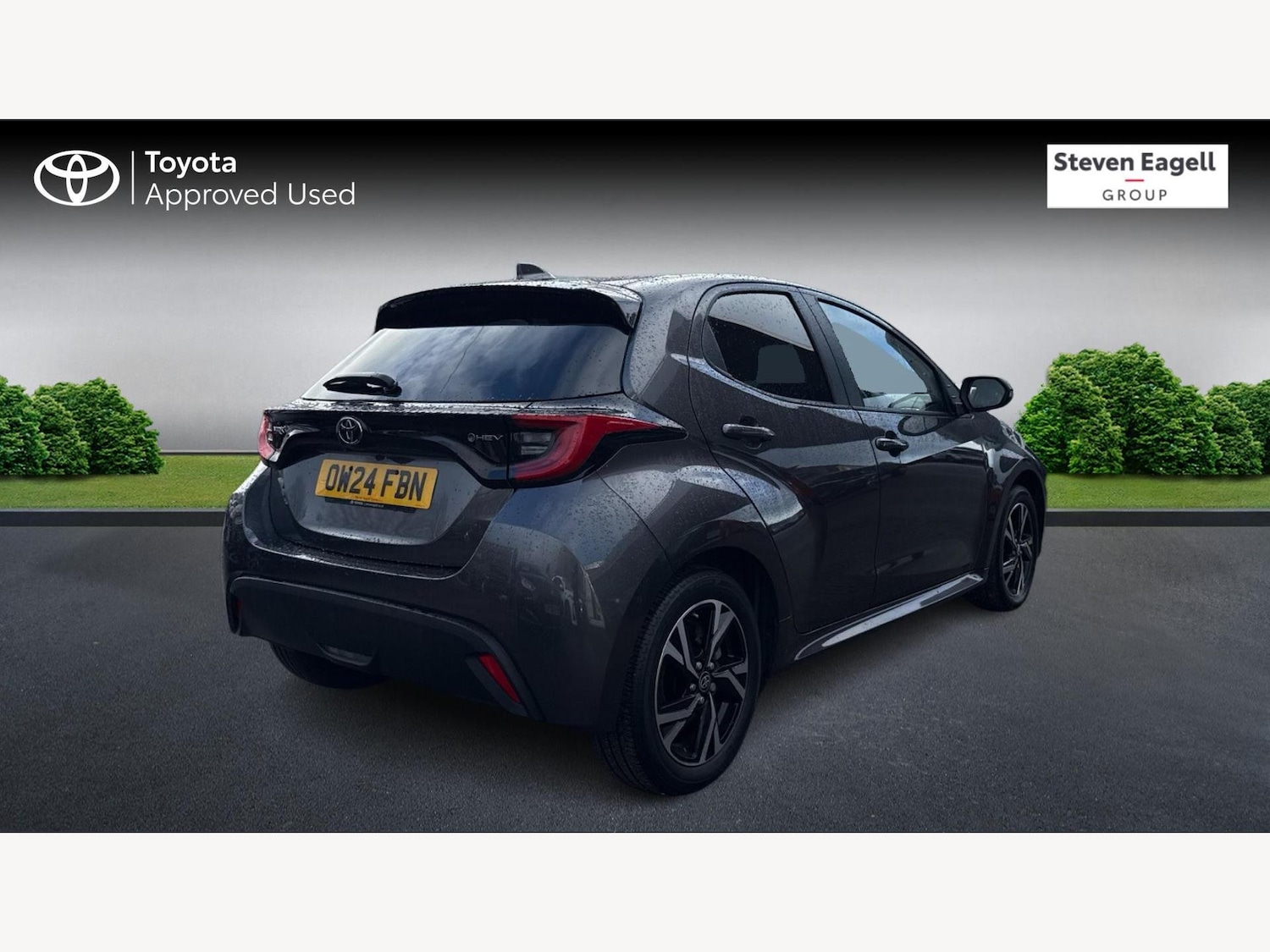 Used Toyota Yaris 2024 for sale - 77612771: Photo 2