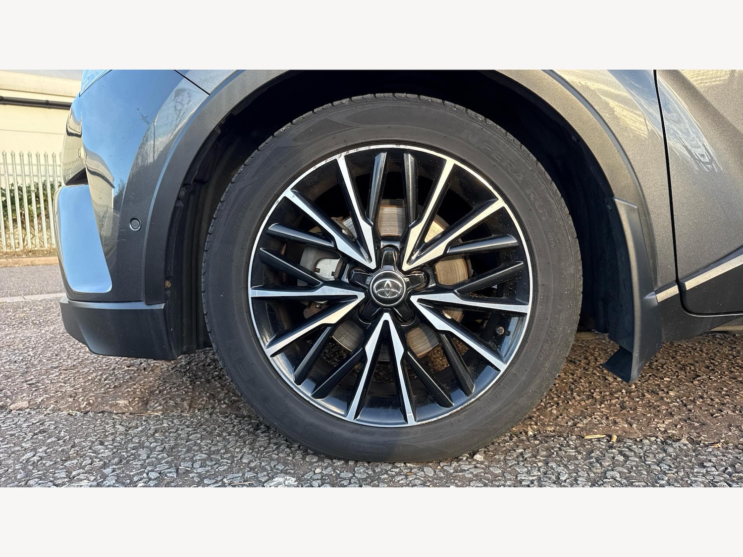 Used Toyota C-HR 2018 for sale - 76485832: Photo 20