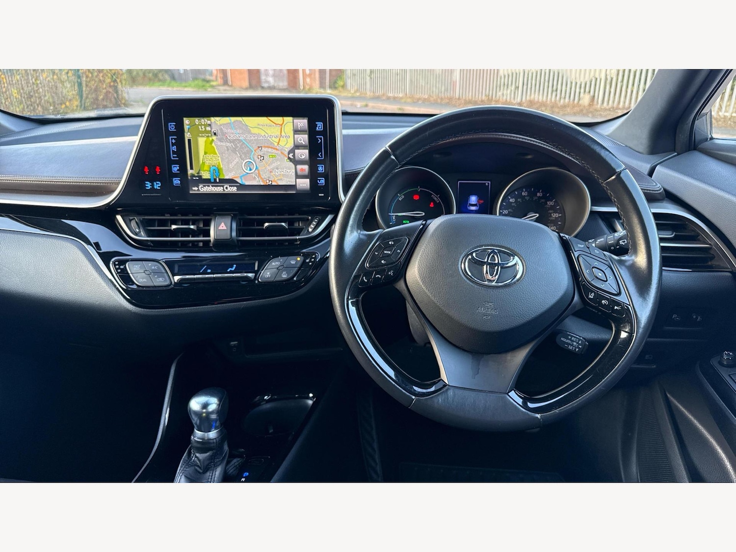 Used Toyota C-HR 2018 for sale - 76485832: Photo 8