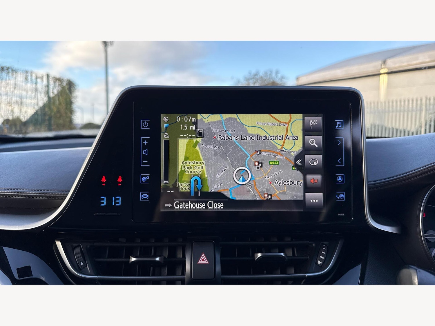 Used Toyota C-HR 2018 for sale - 76485832: Photo 9