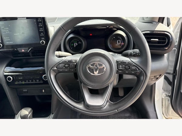 Used Toyota Yaris Cross 2024 for sale - 75720121: Photo 10