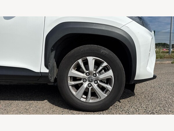 Used Toyota Yaris Cross 2024 for sale - 75720121: Photo 20