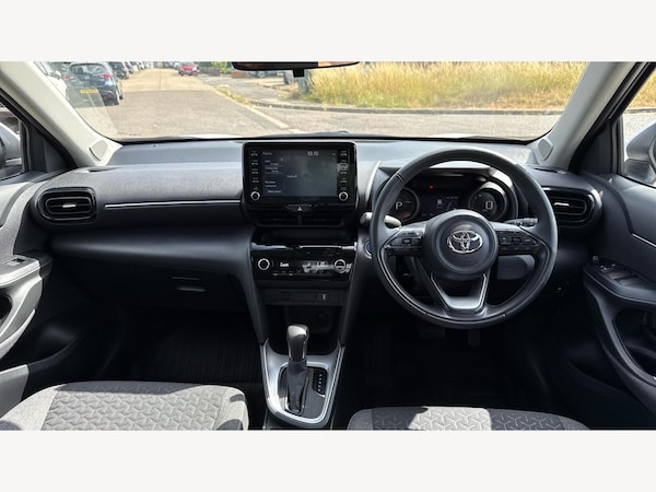Used Toyota Yaris Cross 2024 for sale - 75720121: Photo 7