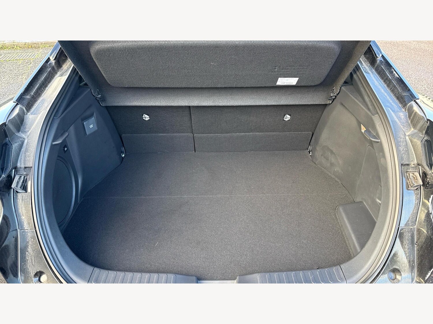 Used Toyota C-HR 2024 for sale - 77479120: Photo 16