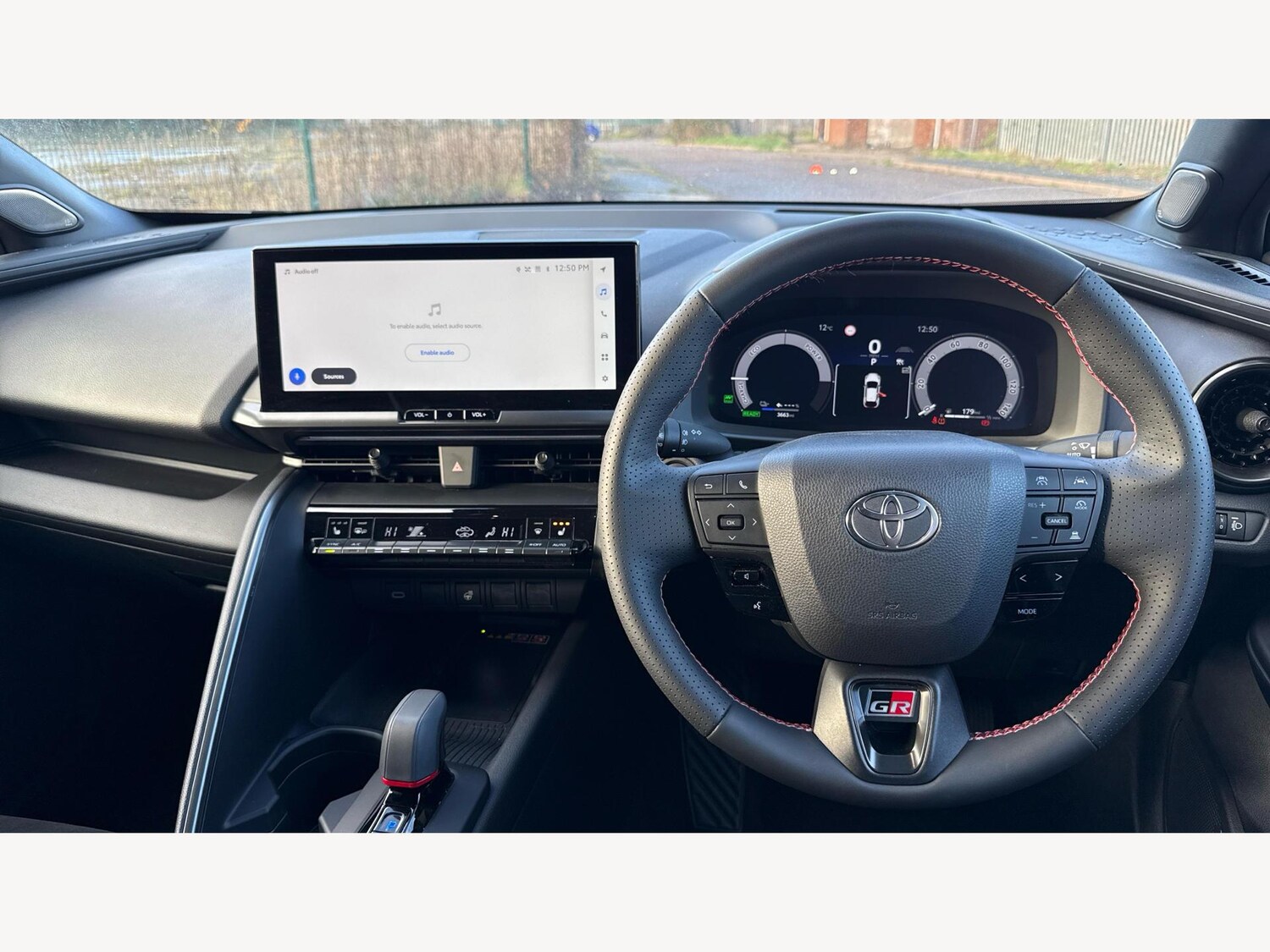 Used Toyota C-HR 2024 for sale - 77479120: Photo 8