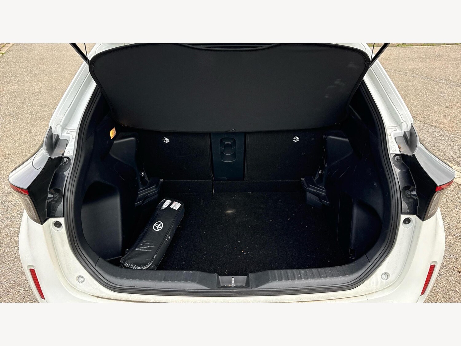 Used Toyota Yaris Cross 2024 for sale - 77175703: Photo 16