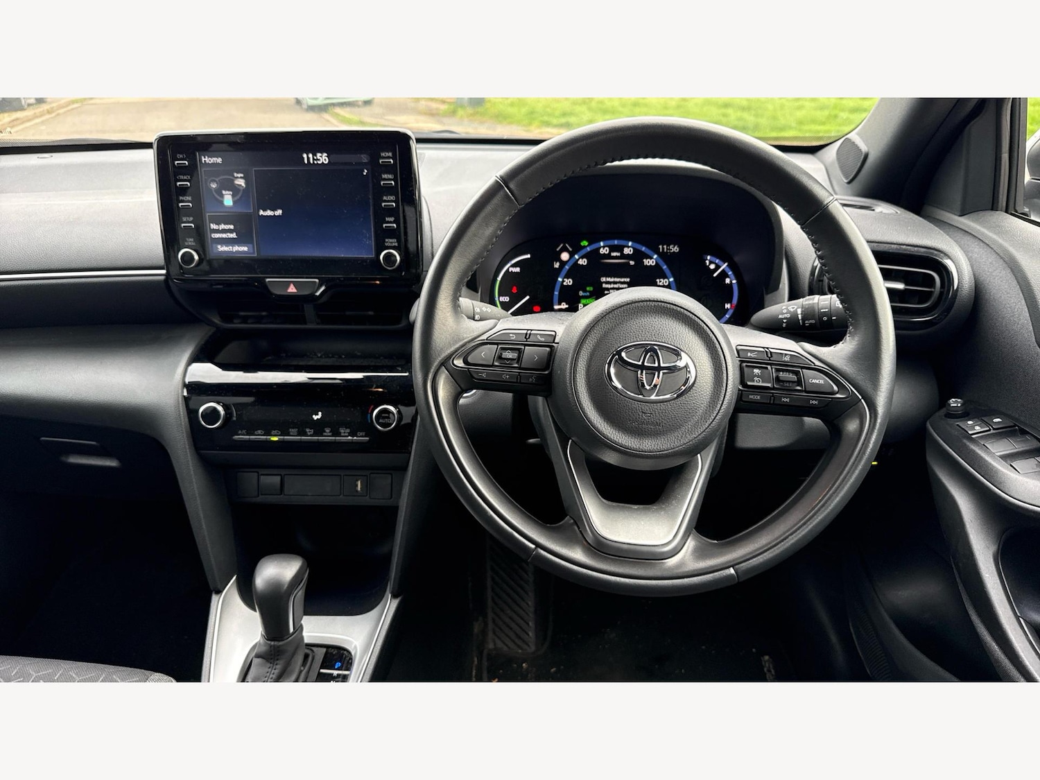 Used Toyota Yaris Cross 2024 for sale - 77175703: Photo 8