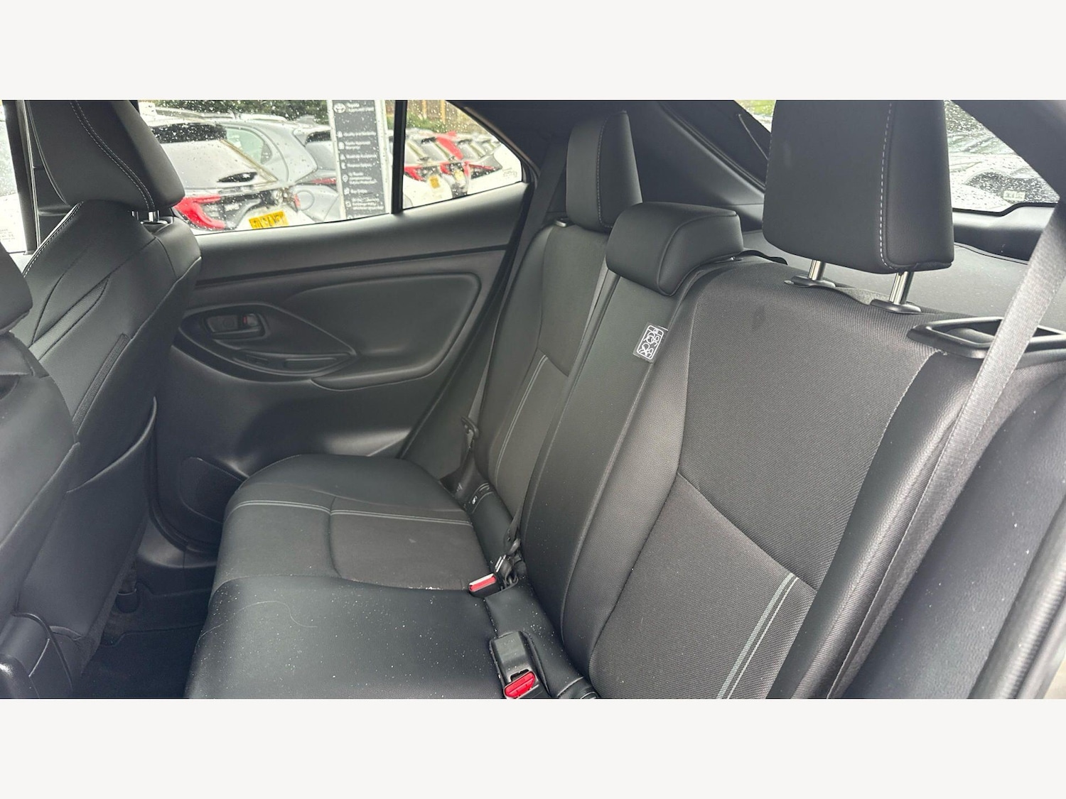 Used Toyota Yaris Cross 2024 for sale - 78047599: Photo 15
