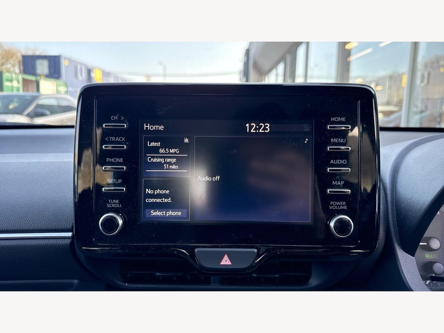 Used Toyota Yaris 2022 for sale - 77799457: Photo 9