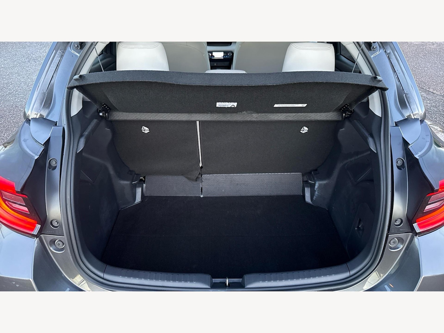 Used Toyota Yaris 2023 for sale - 76964423: Photo 16