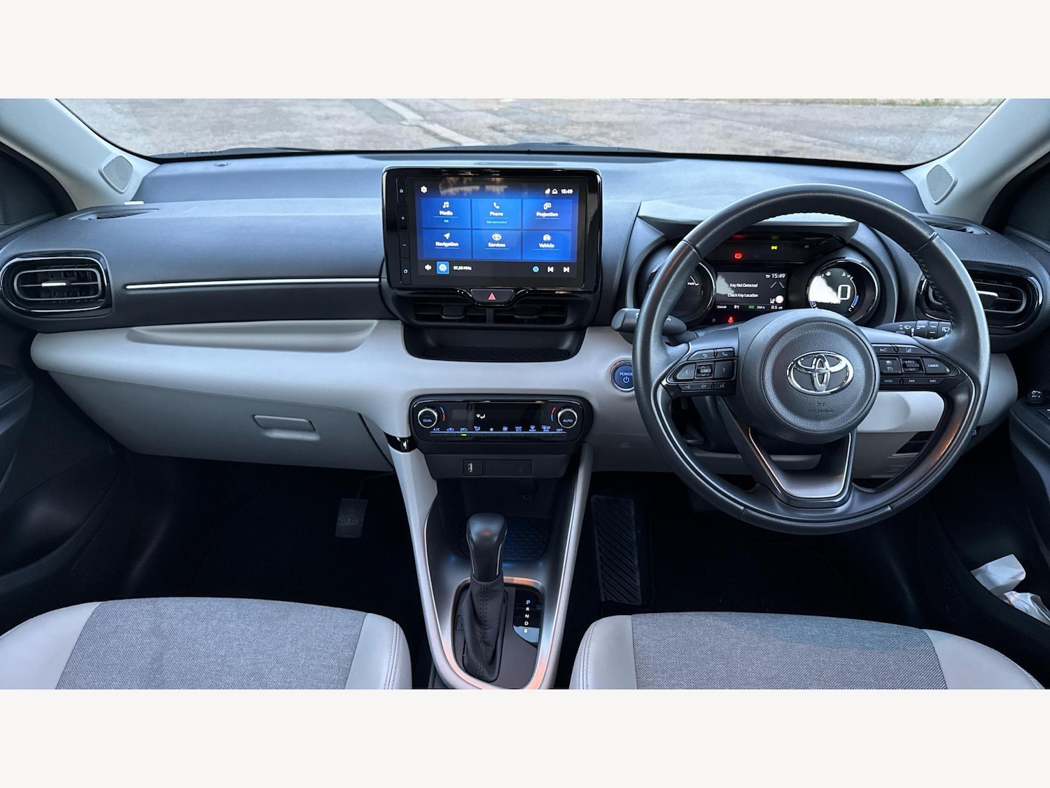 Used Toyota Yaris 2023 for sale - 76964423: Photo 7