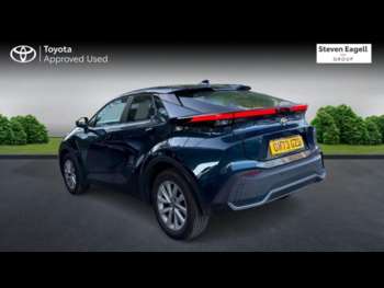 Used Toyota C-HR 2024 for sale - 74700304: Photo