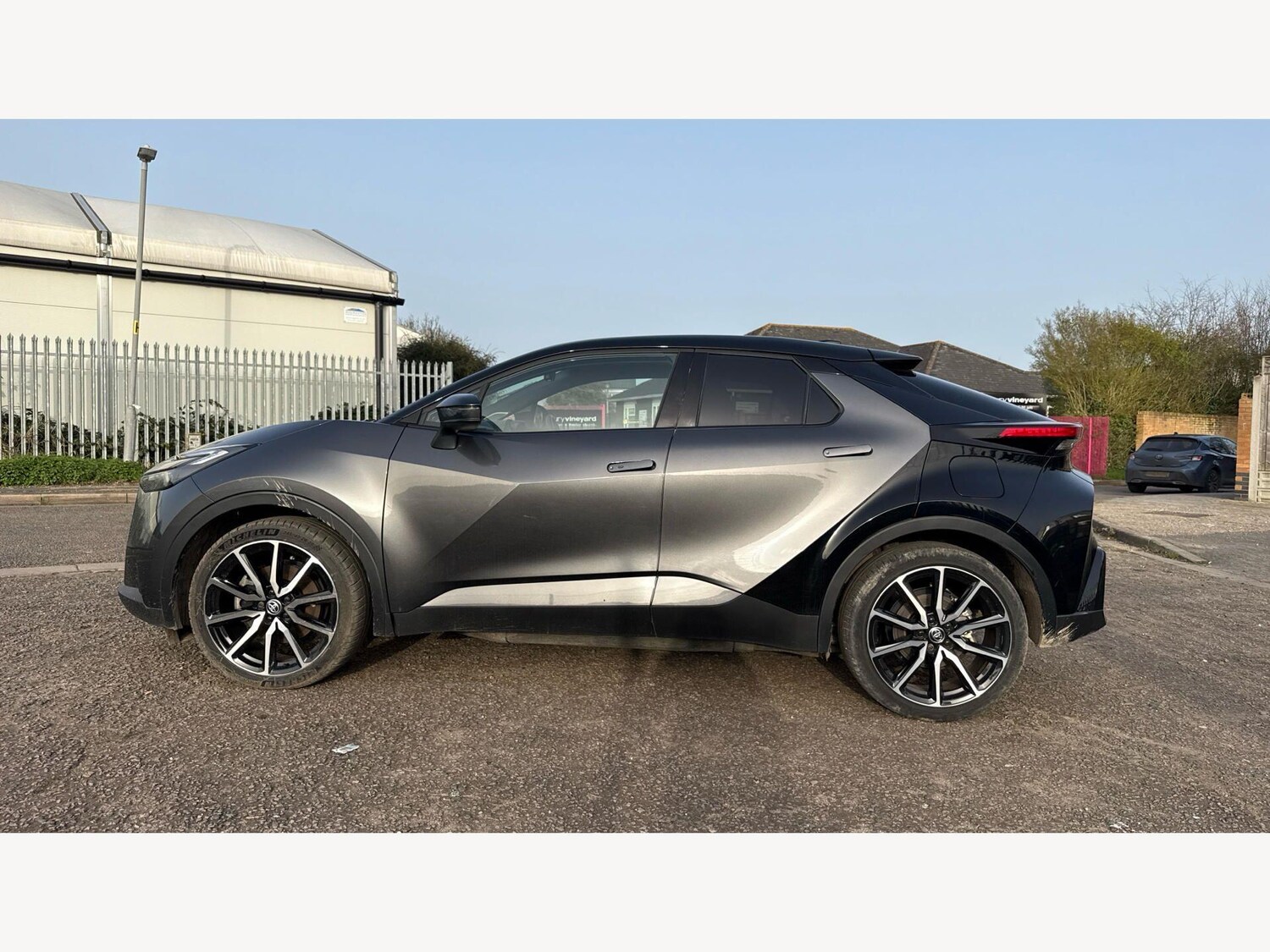 Used Toyota C-HR for sale - 77854124: Photo 19
