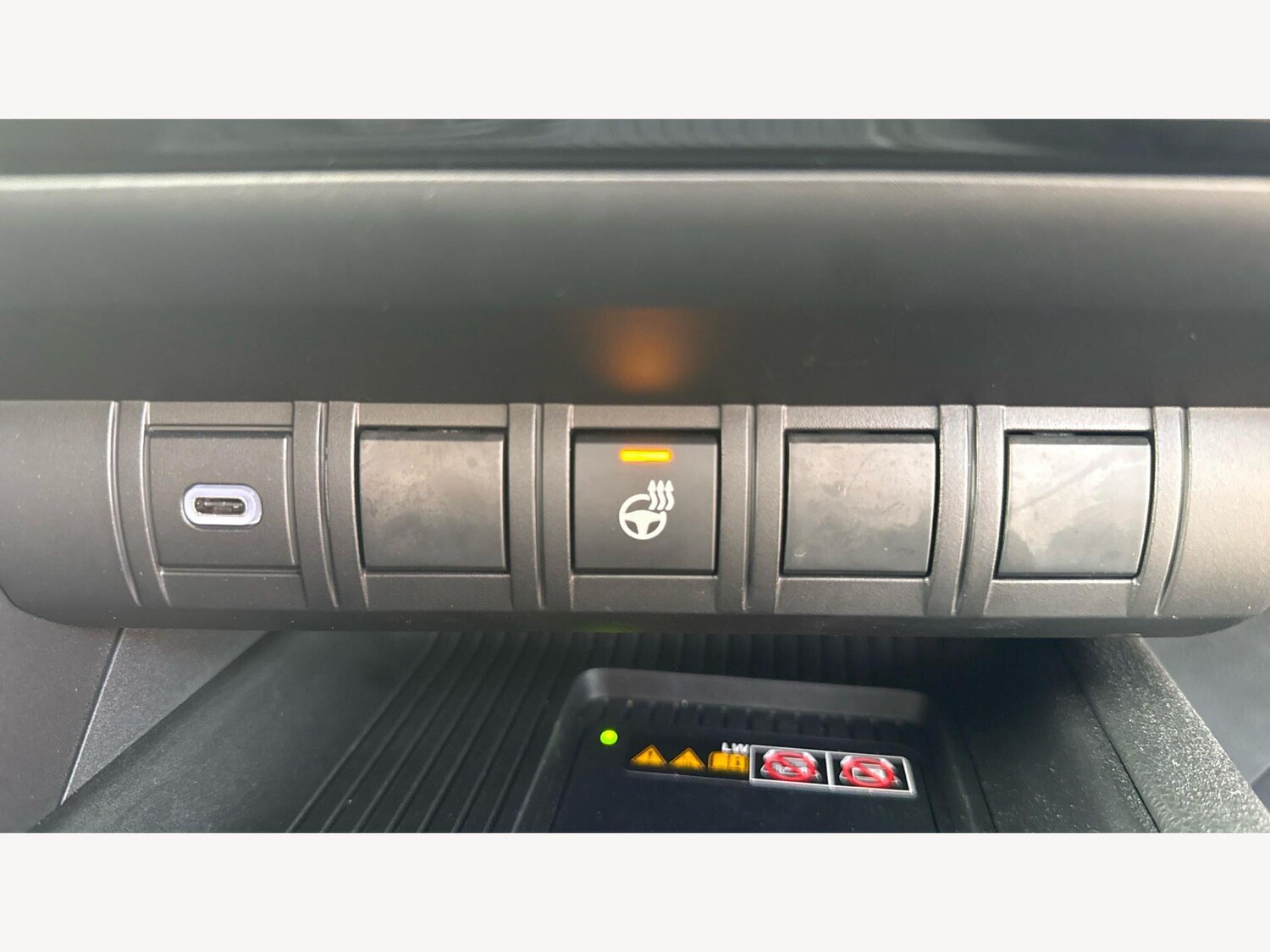 Used Toyota C-HR for sale - 77854124: Photo 23