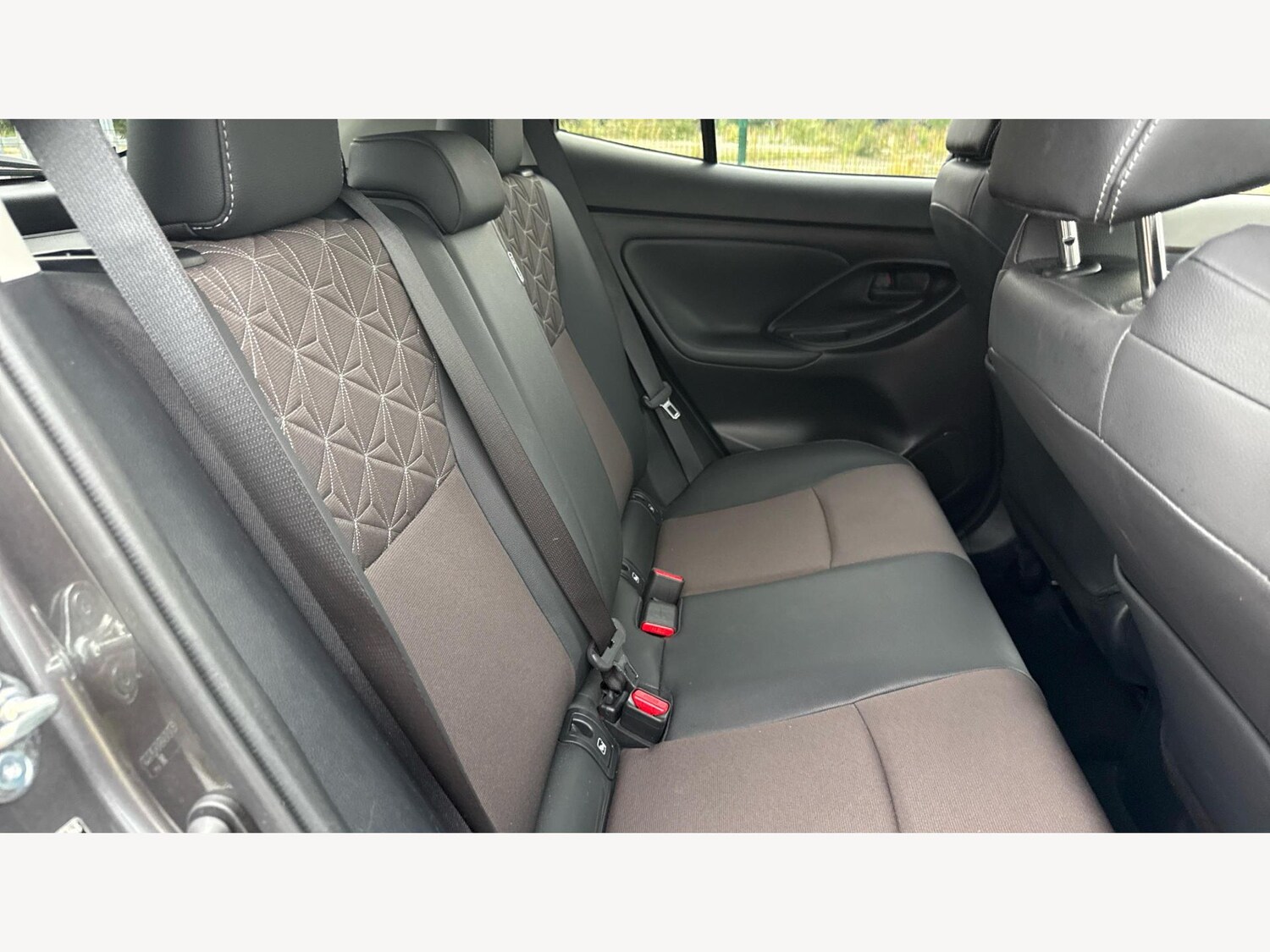 Used Toyota Yaris Cross 2023 for sale - 76457942: Photo 14