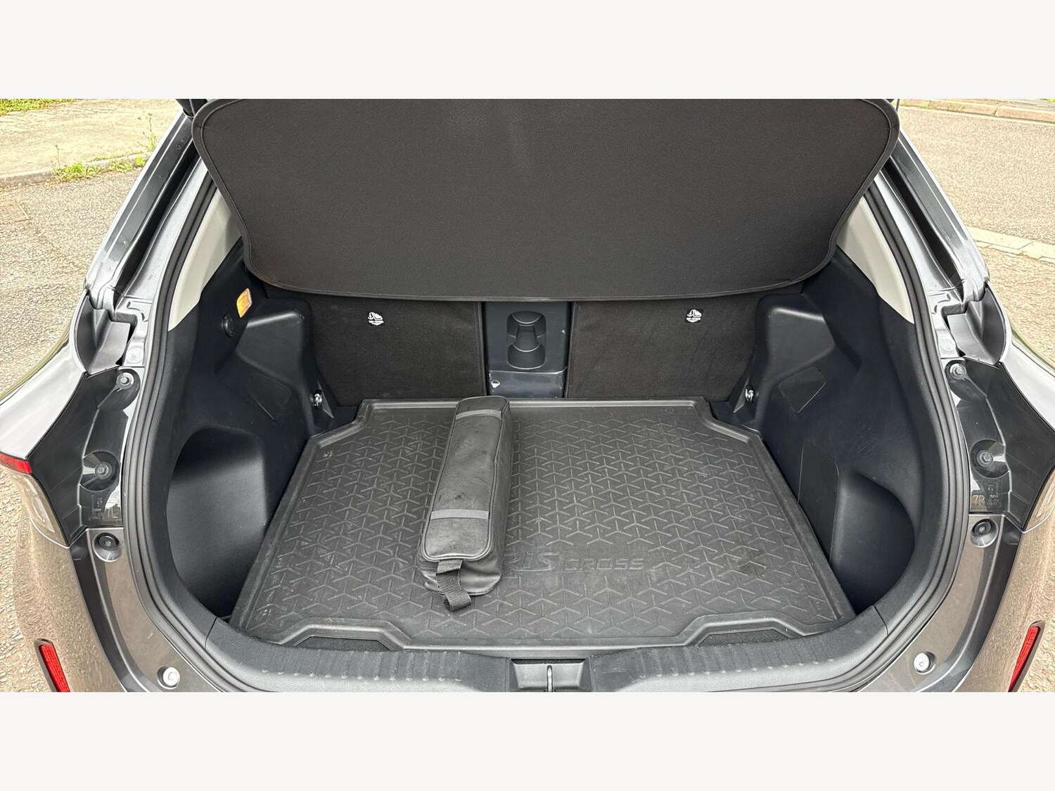 Used Toyota Yaris Cross 2023 for sale - 76457942: Photo 16