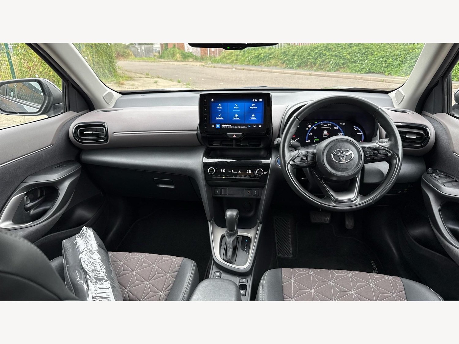 Used Toyota Yaris Cross 2023 for sale - 76457942: Photo 7