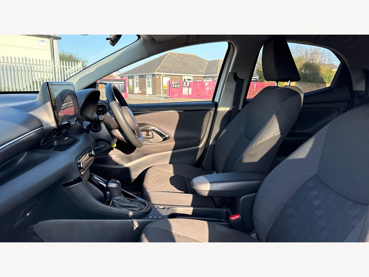 Used Toyota Yaris for sale - 77809089: Photo 12