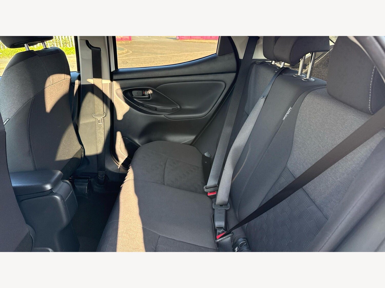 Used Toyota Yaris for sale - 77809089: Photo 15