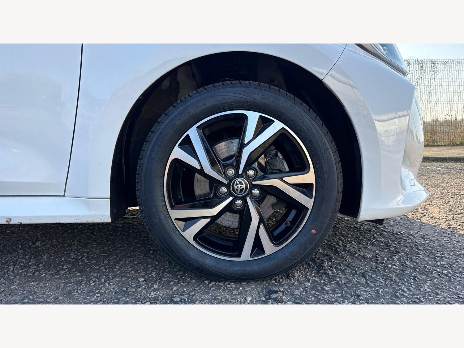 Used Toyota Yaris for sale - 77809089: Photo 20