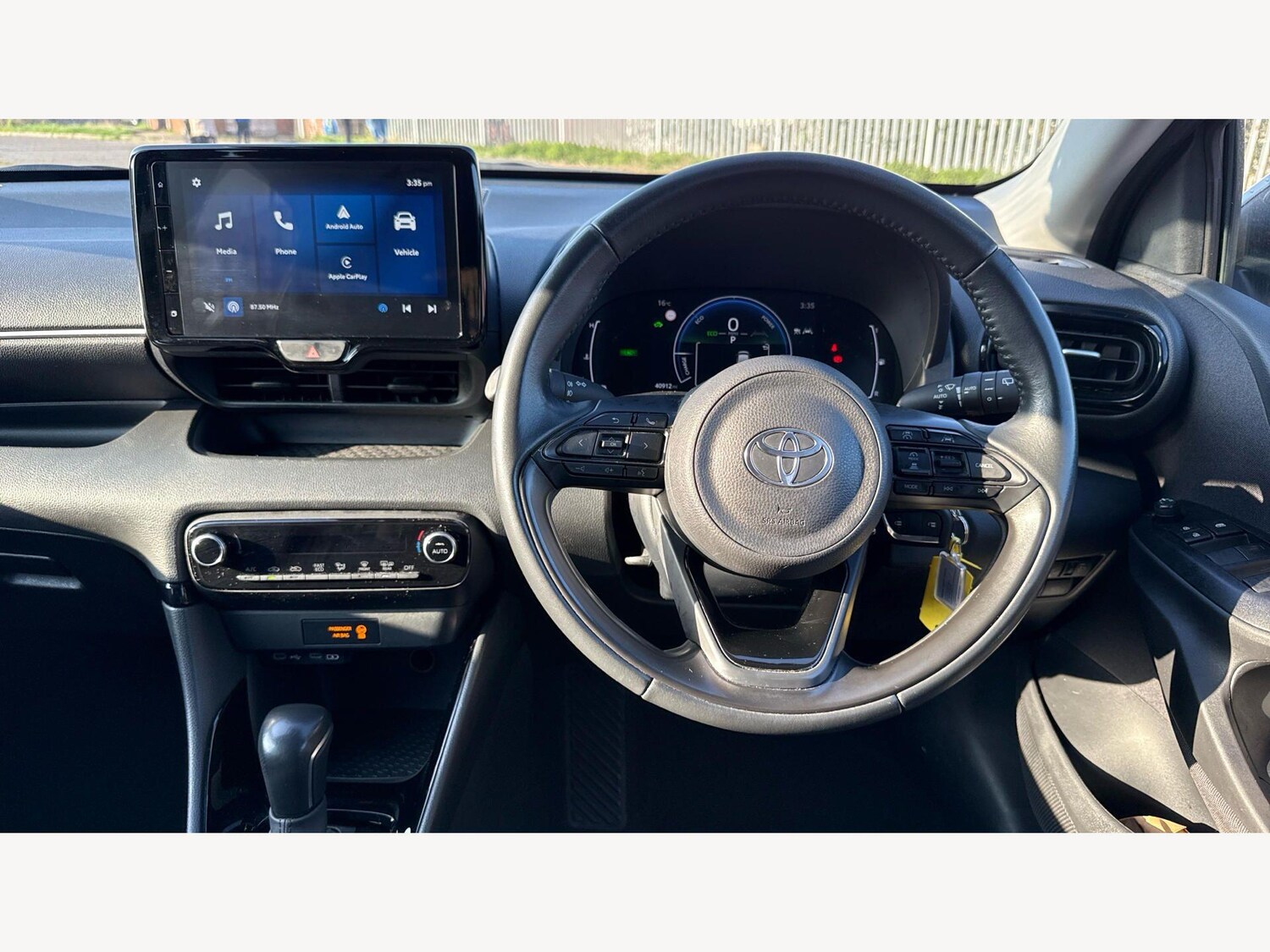 Used Toyota Yaris for sale - 77809089: Photo 8