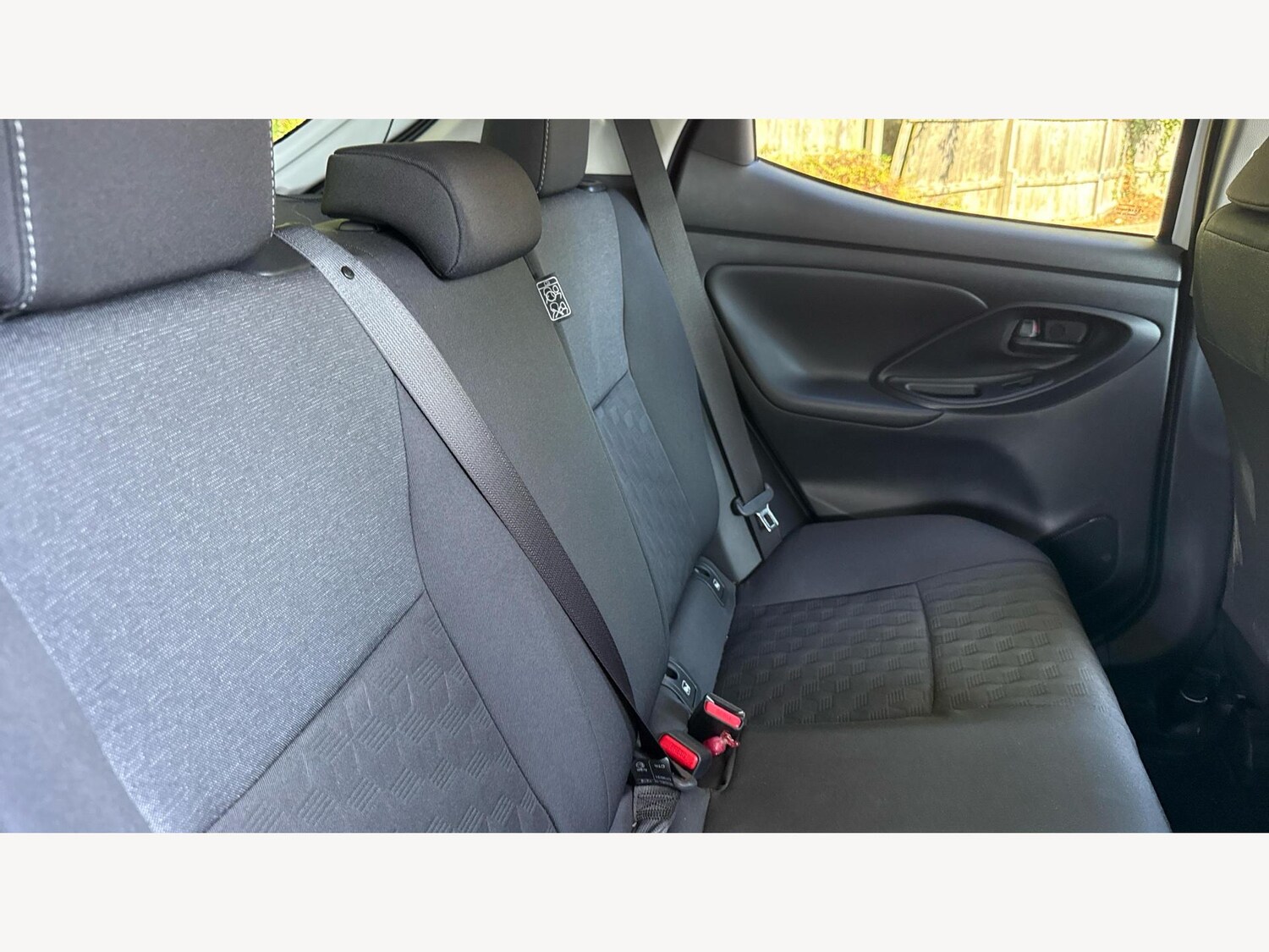 Used Toyota Yaris 2024 for sale - 76152665: Photo 14