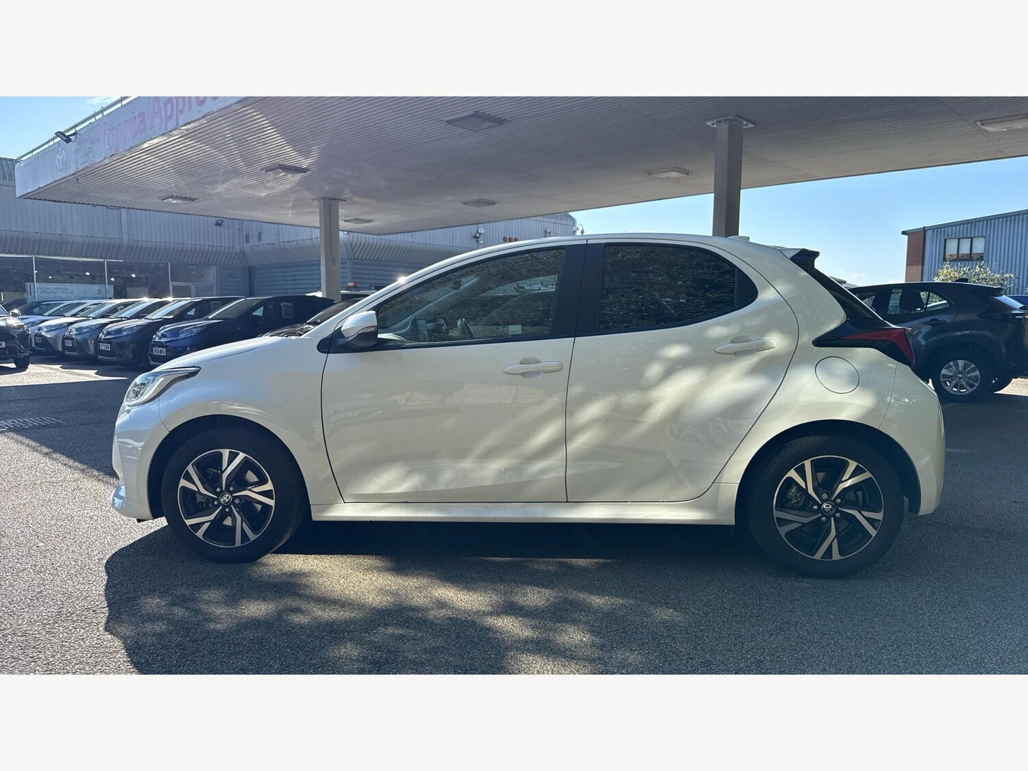 Used Toyota Yaris 2024 for sale - 76152665: Photo 19