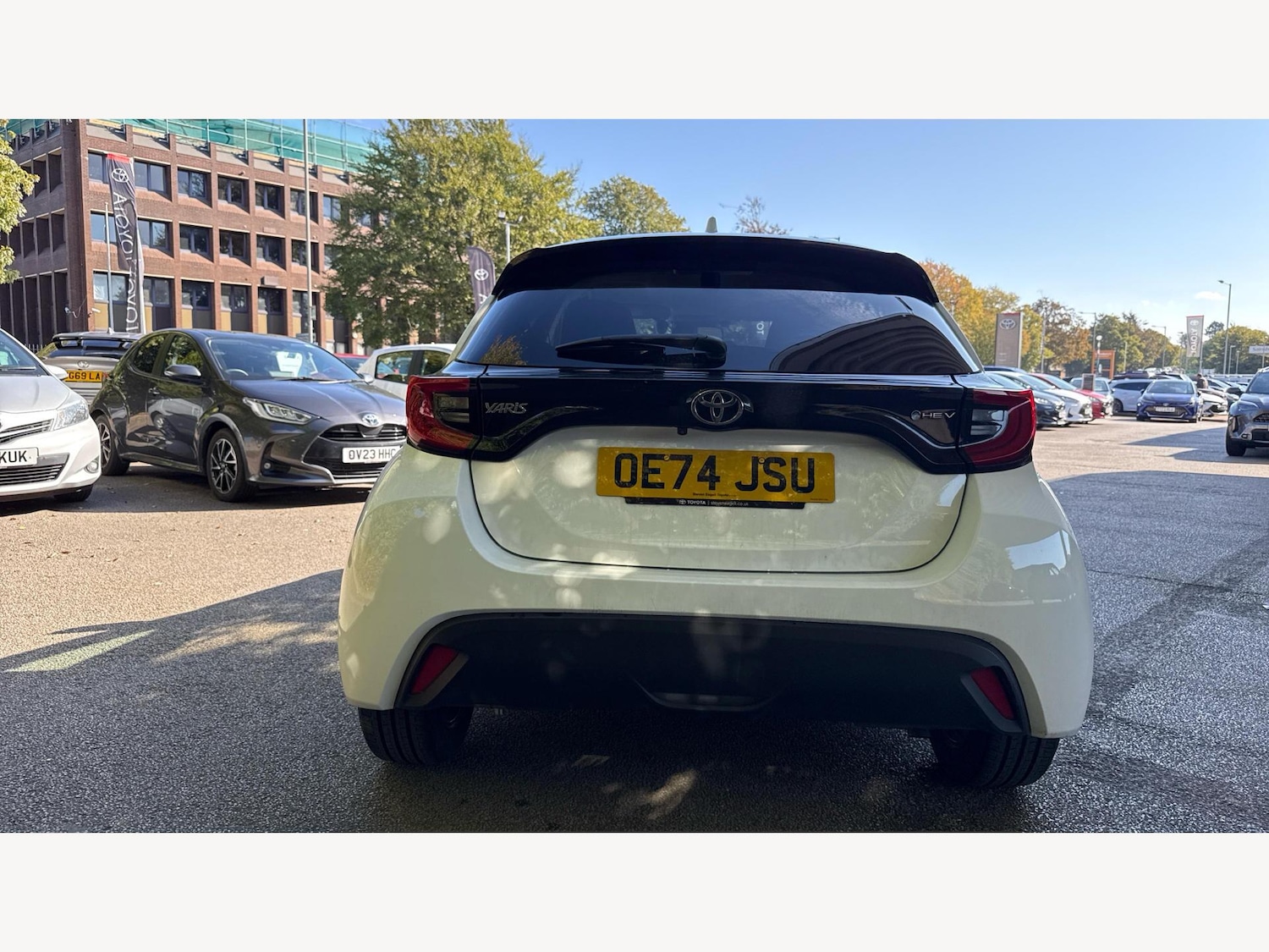 Used Toyota Yaris 2024 for sale - 76152665: Photo 21