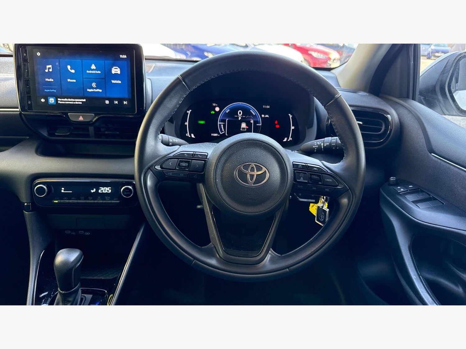Used Toyota Yaris 2024 for sale - 76152665: Photo 8