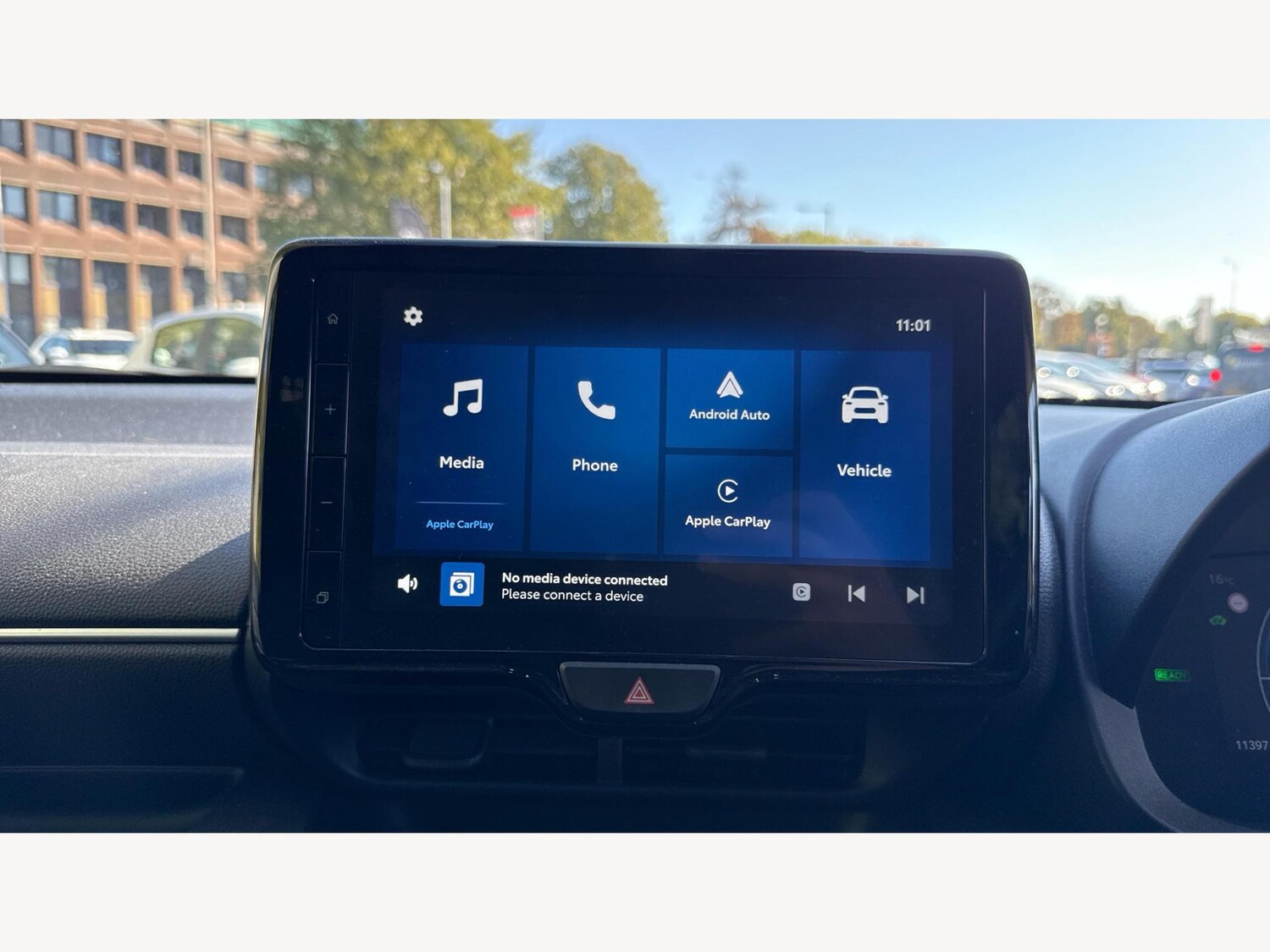 Used Toyota Yaris 2024 for sale - 76152665: Photo 9