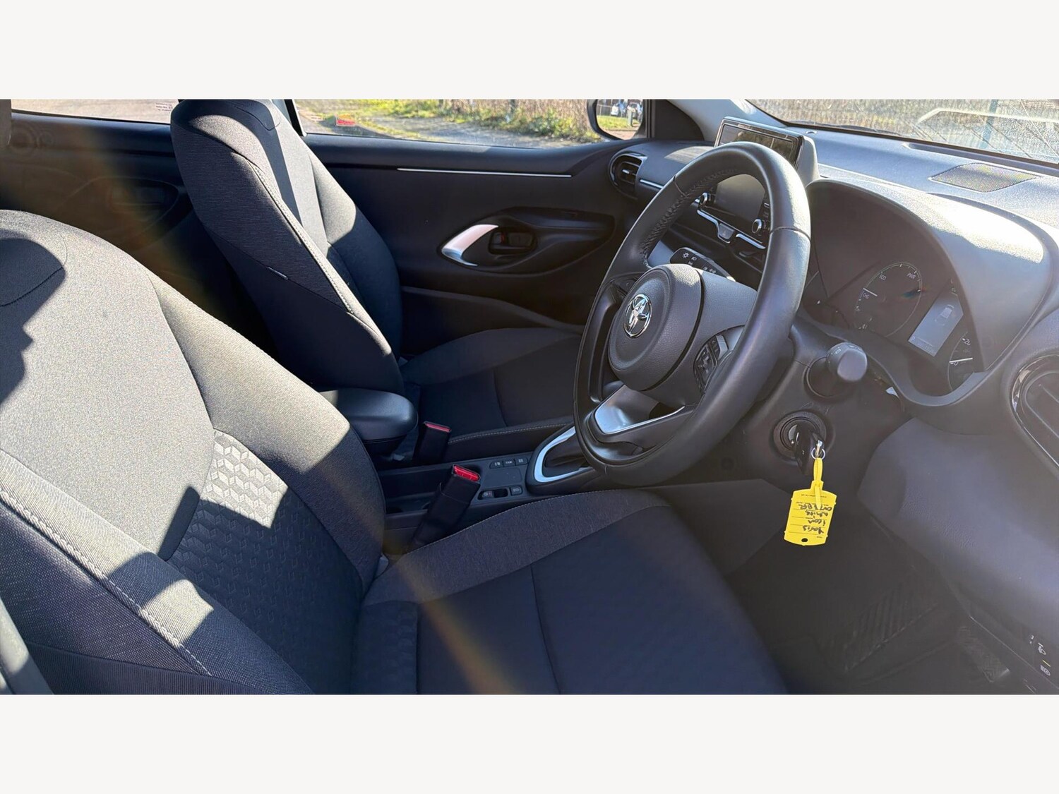 Used Toyota Yaris 2023 for sale - 77411218: Photo 13